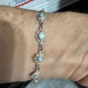925 Sterling Silver Filigree Stones Bracelet 8"